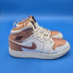 NIKE AIR JORDAN 1 MID (GS) WHITE-ROSE GOLD-BLK SZ 6Y-UK 5.5 EU38.5‎ [555112-190]